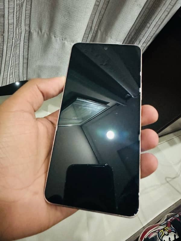 Vivo V29e 8/256gb just like new 10/10 6