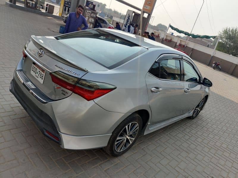 Toyota Altis Grande 2015 9