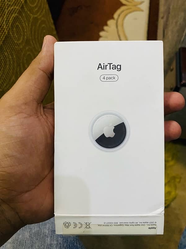 Apple Airtags Non Active Brand New - Protection Film and Keychain 0