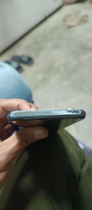 Oppo F15 0