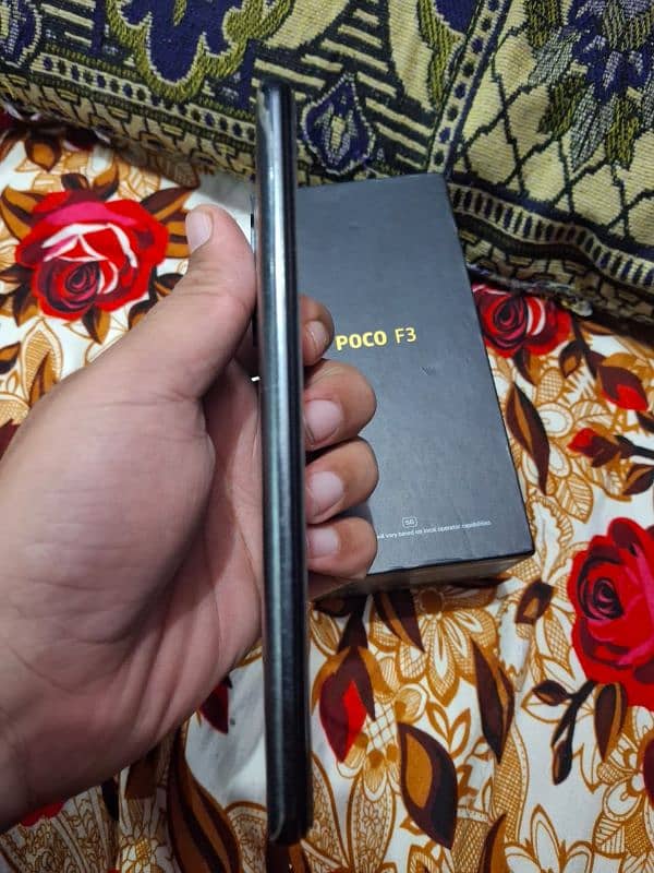 poco F3 5G 6 128 3