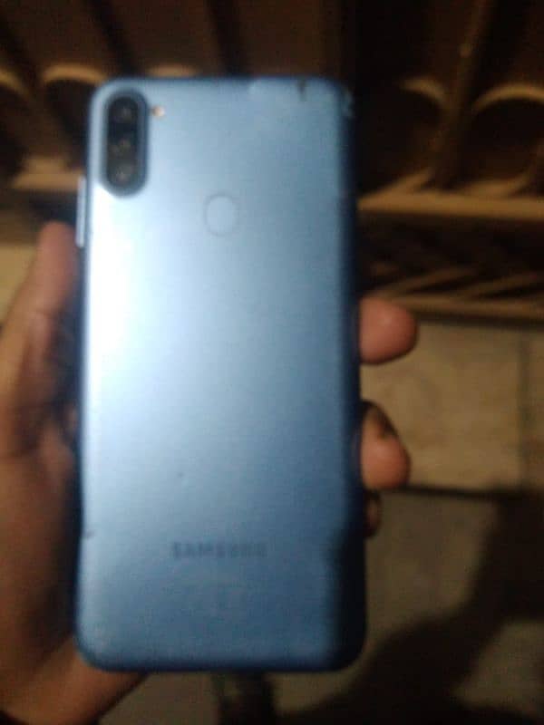 Samsung A11 orginal panel ha galss break ha kafi working ok 100% 0