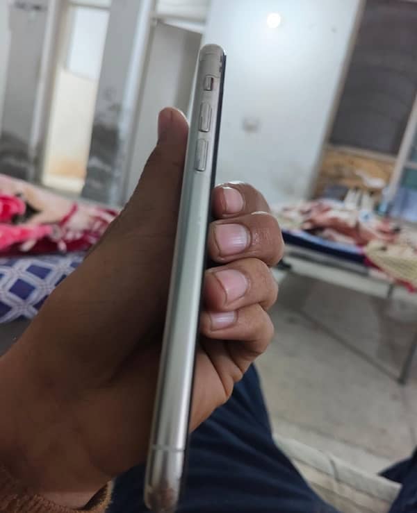 Iphone 11 pro 256gb non pta 3