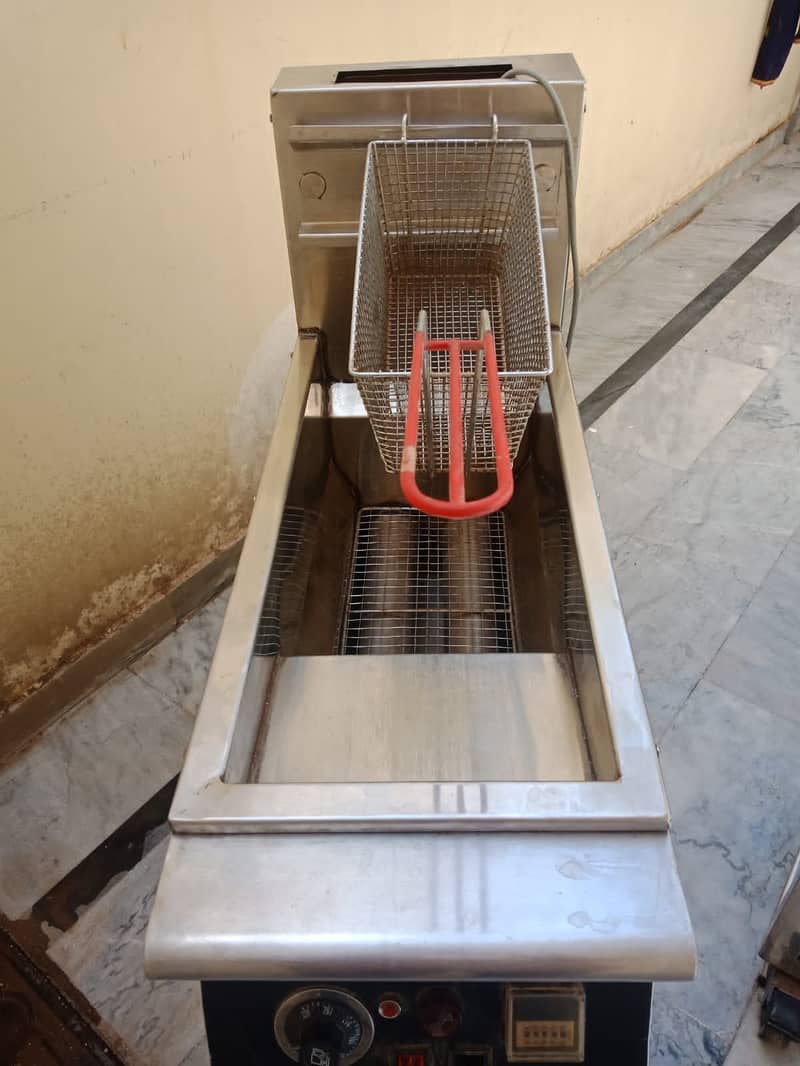 Deep Fryer & Iron Counter for sale 0