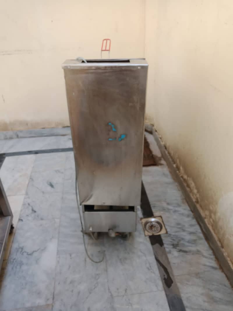 Deep Fryer & Iron Counter for sale 1