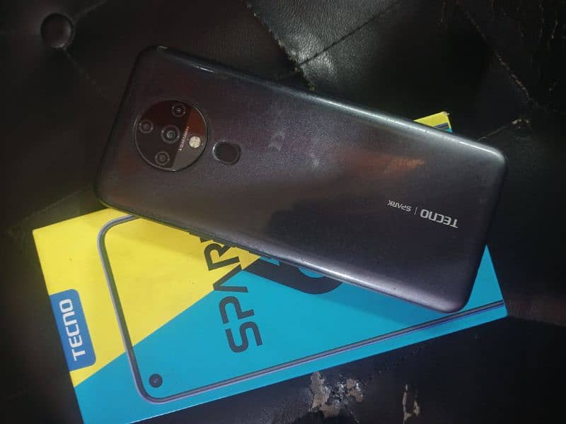 Tecno spark 6 (4/64) ram with box condition 10/8 0