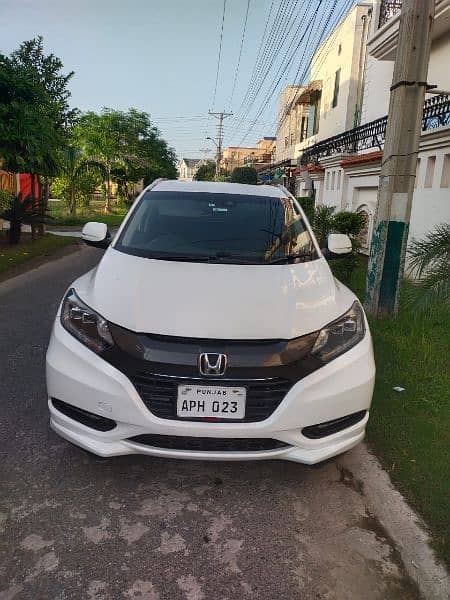 Honda Vezel 2016 1