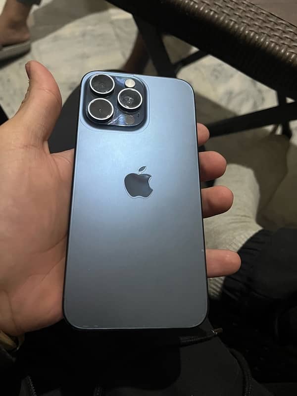 iphone 15 pro max 0