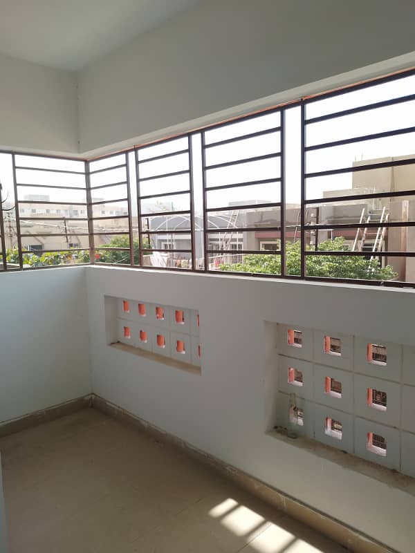 3 Bed DD for Sale 1350 Sqft 5 Rooms Flat 8