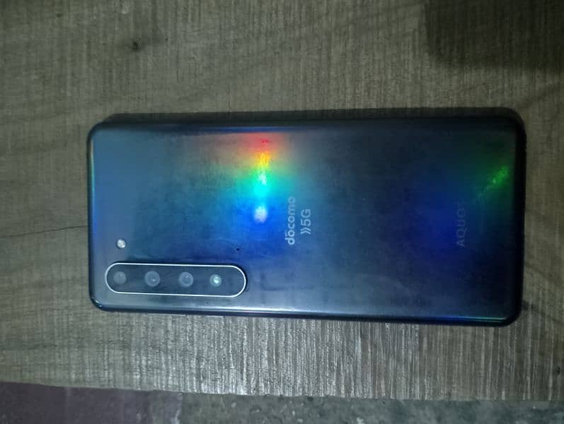 I am sale my aquos r5g mobile urgent sale need money 2