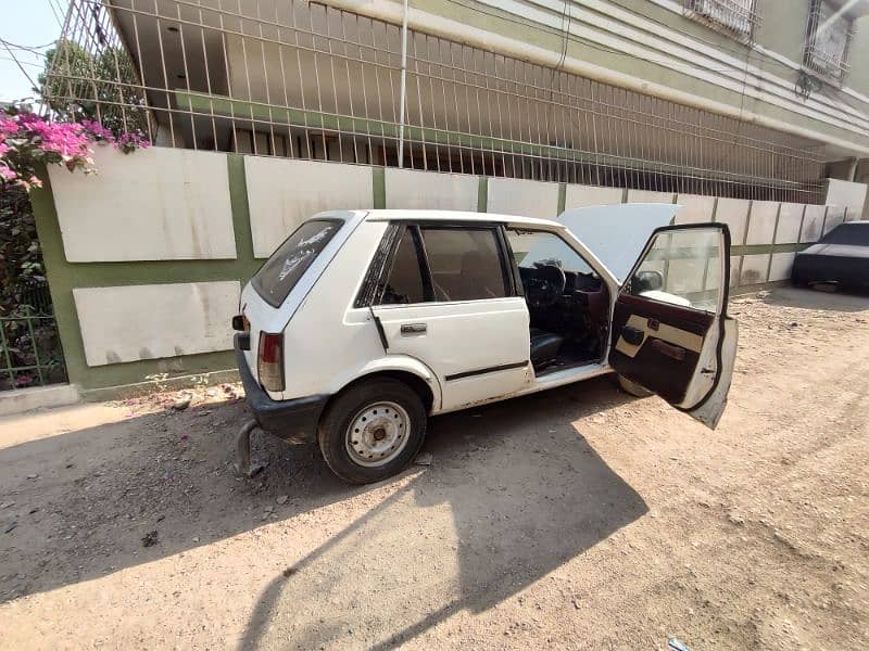 Daihatsu Charade 1986 2