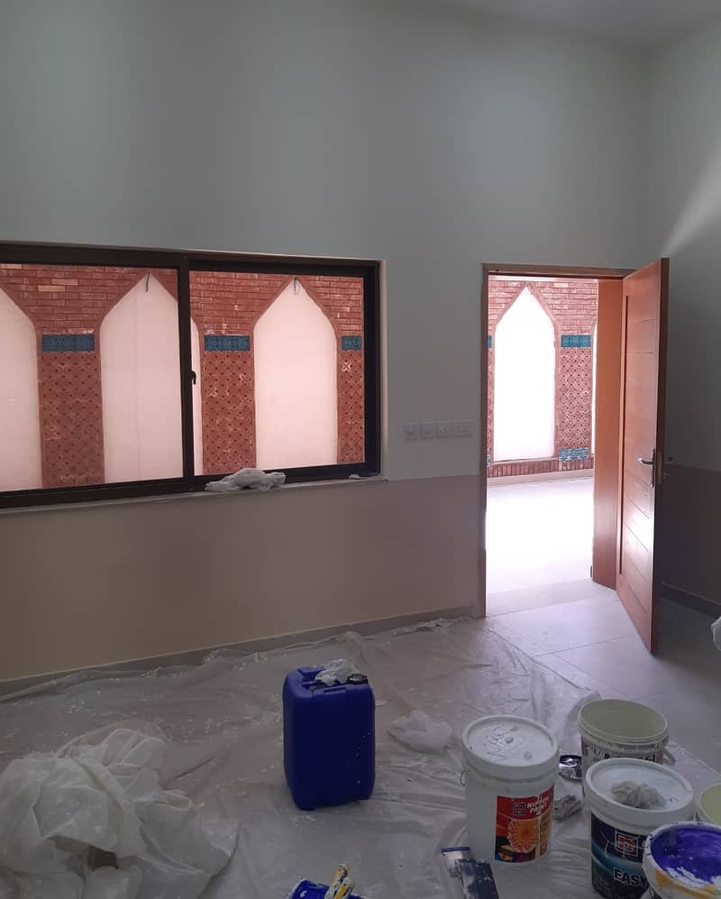 contracting building paint and polish all lahore 0