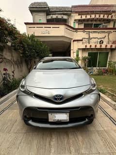 Toyota Prius Alpha 2014 18/18 TOTAL GENUINE PAINT 4.5 Grade