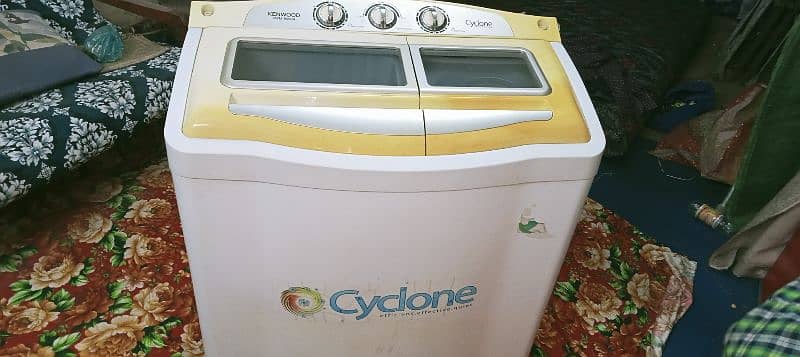 Kenwood washing machine cyclone like new 2 time used only 12