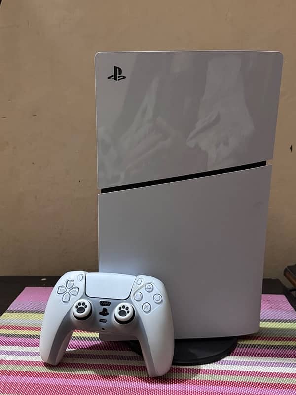 PS5 slim 1TB 3