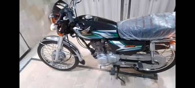 Honda 125 2023 Black