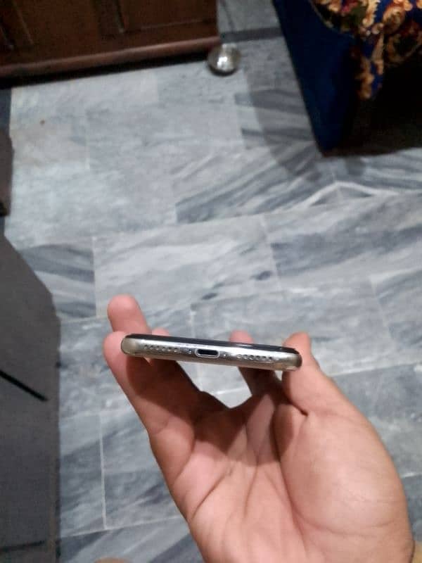 IPHONE X 64 GB NON PTA 2