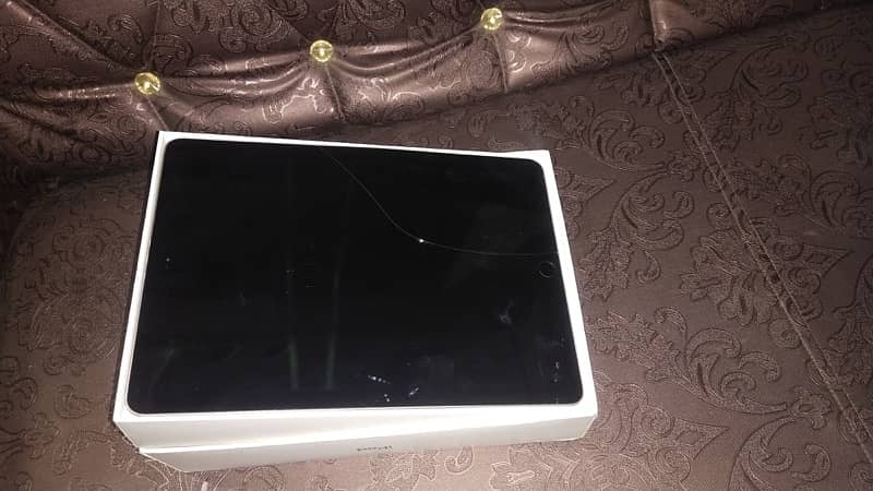 Apple Ipad 6 Generation 4