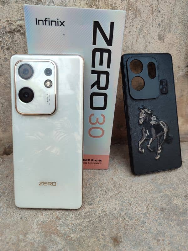 infinx zero 30 for sale 10/10 complete box 0