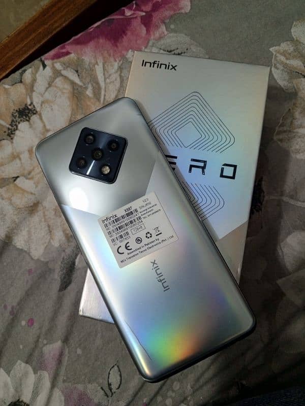 Infinix zero 8 1