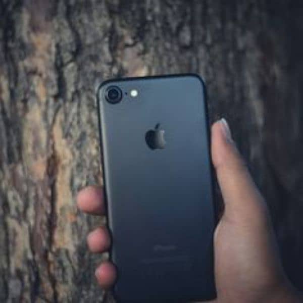 IPHONE 7G BLACK NON PTA 3