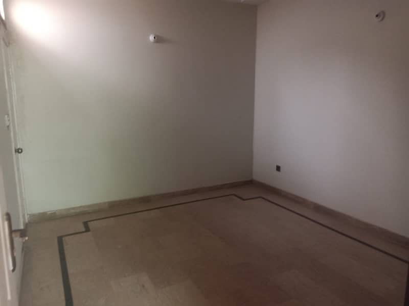 Saadi Town 120 Sq Yards G+1 Corner House Available For Rent 4