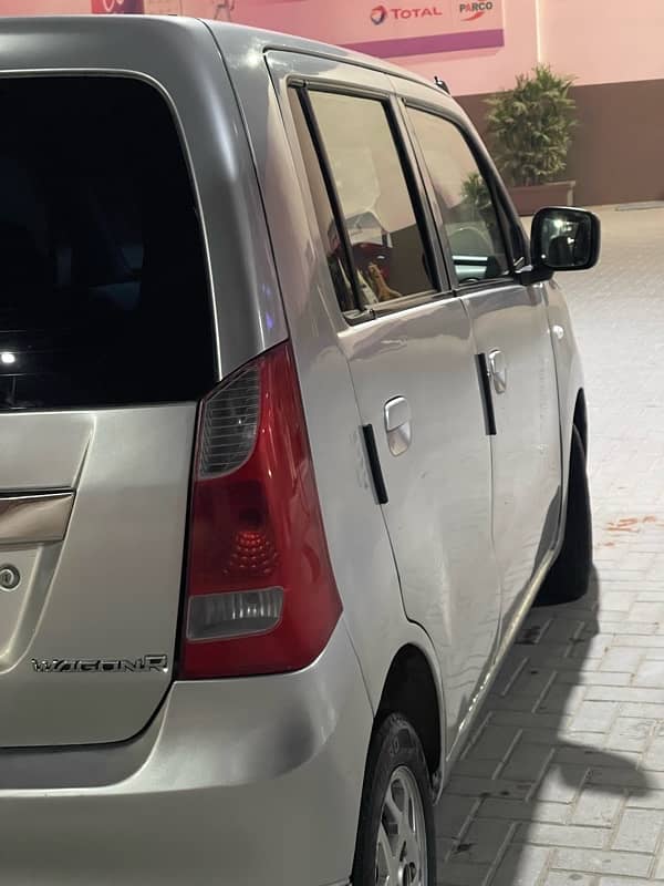 Suzuki Wagon R 2018 3