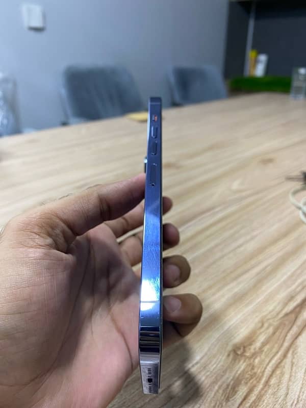 iphone 13 pro max 256GB PTA approved 4