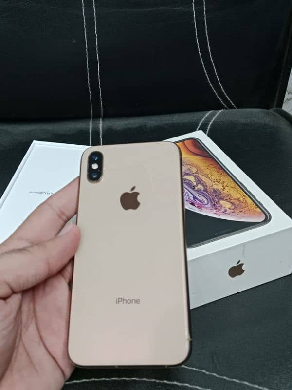 iphone xs. . 9