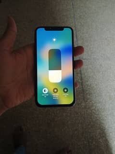 iPhone x 64gb