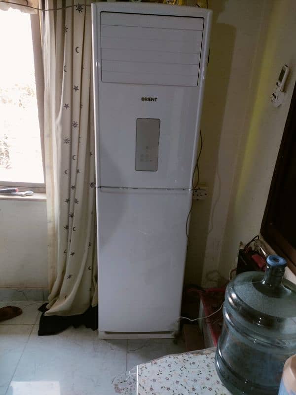 Orient 2 ton floor standing inverter cabnat totally genuine 0