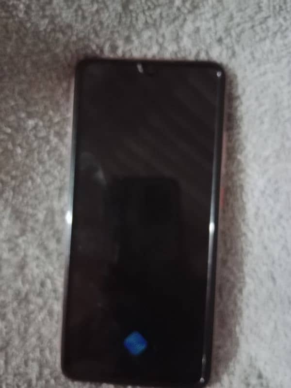 vivo y51.4/128 hen 10by10 hen PTA ok only mobile hen 2