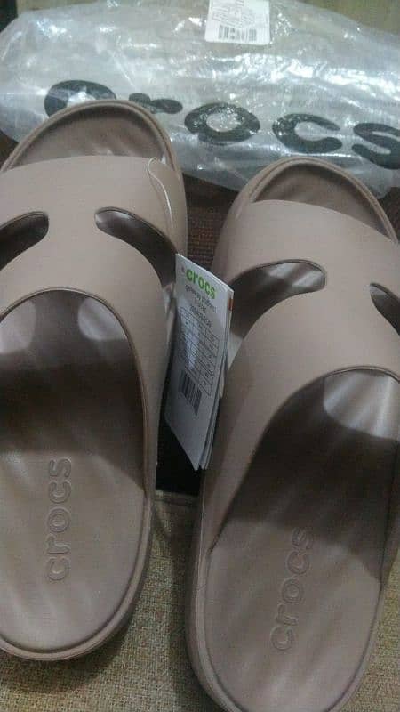 Crocs slippers for women 2