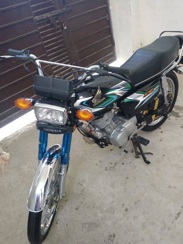 Honda 125 10/10 Condition 03019245786 Whatsapp Number 0