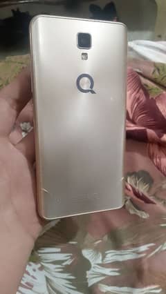 Qmobile J5