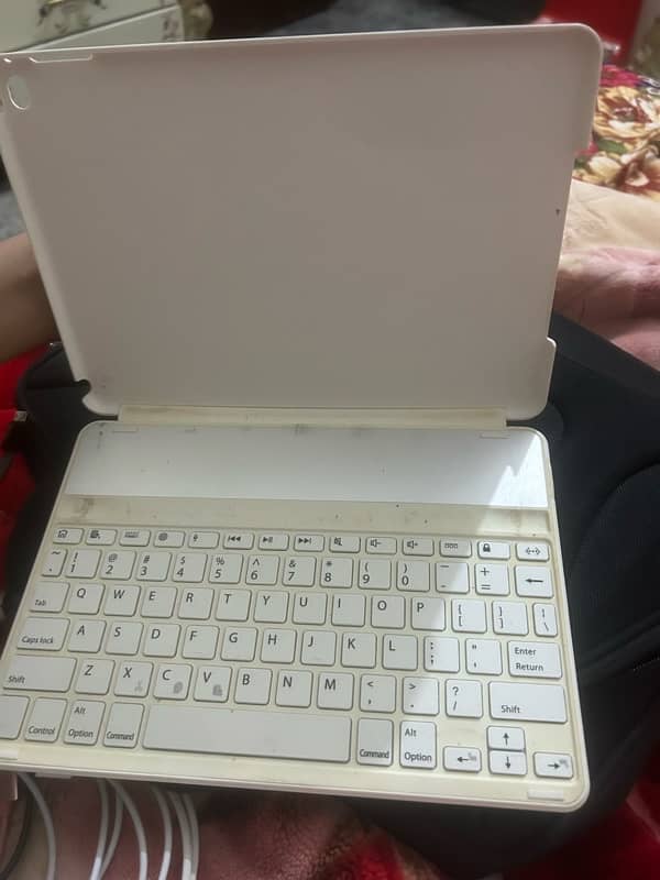 Bluetooth keyboard 1