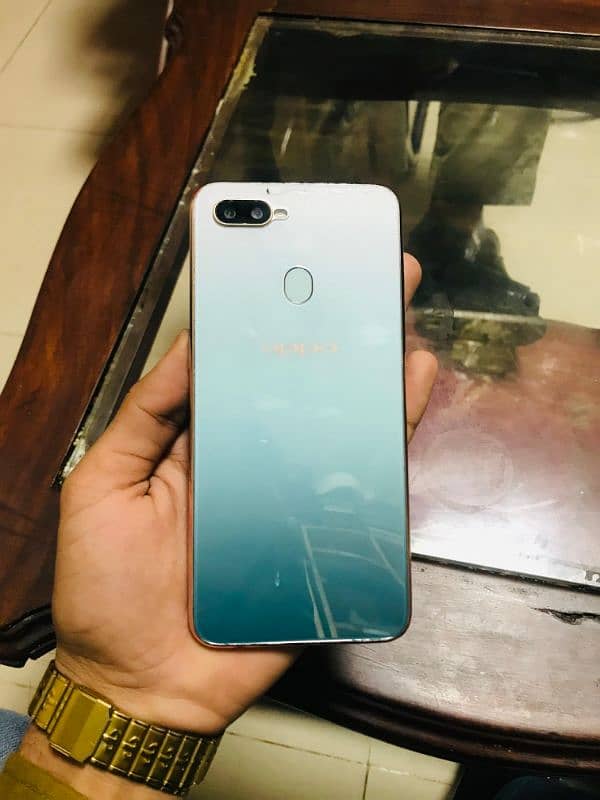 oppo f9 all okay just fingerprint nai chal rha strip ka issue ha 0