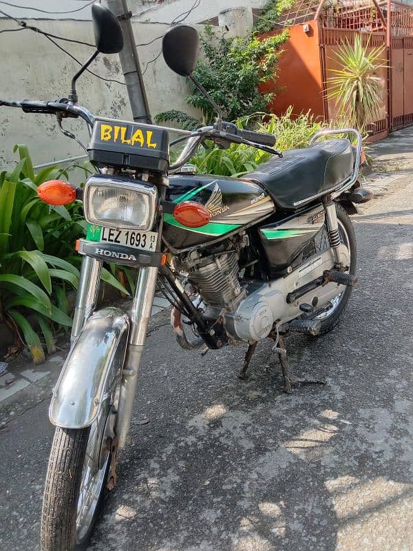 Honda CG 125 10/10 condition all genuine urgent sale 6