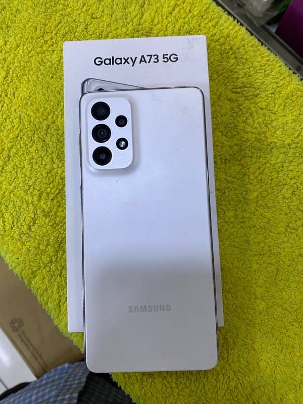 Samsung A73 1