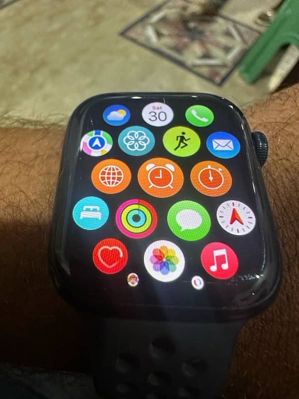 Apple smart watch series 7 3