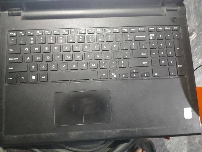 Laptop dell Inspiron 1