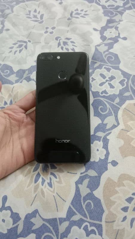 10 by 10 mint condition Huawei honor 9 lite [4/64] 3