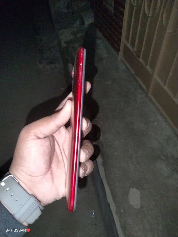 vivoy81s hai mobile all ok hai bs furend  glass crack hai 2