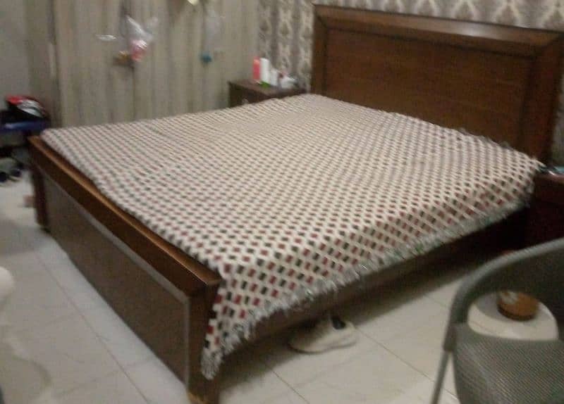 double bed with side table 2