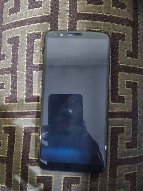 One plus 5T urgent sale no exchange 1