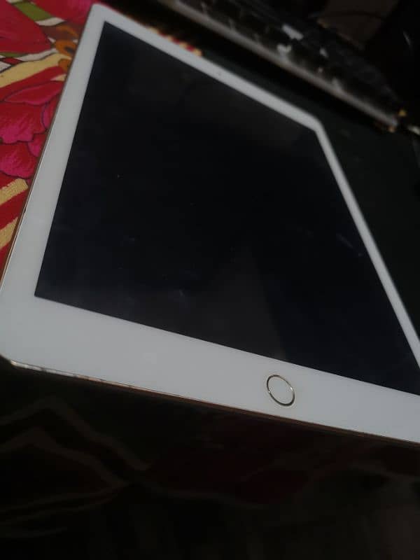 Apple ipad 8th generation 1