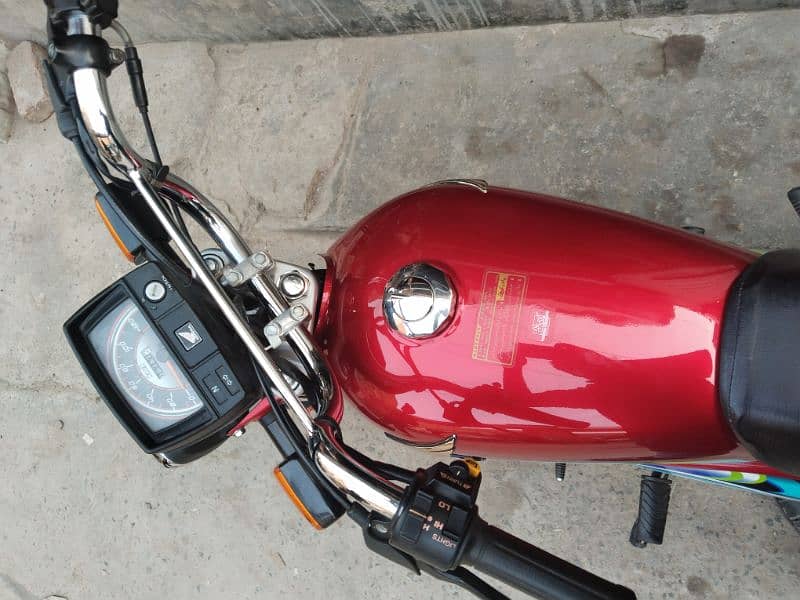 Honda CD 70cc 5