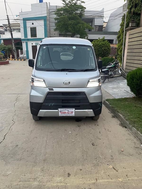 Daihatsu Hijet 2019 4