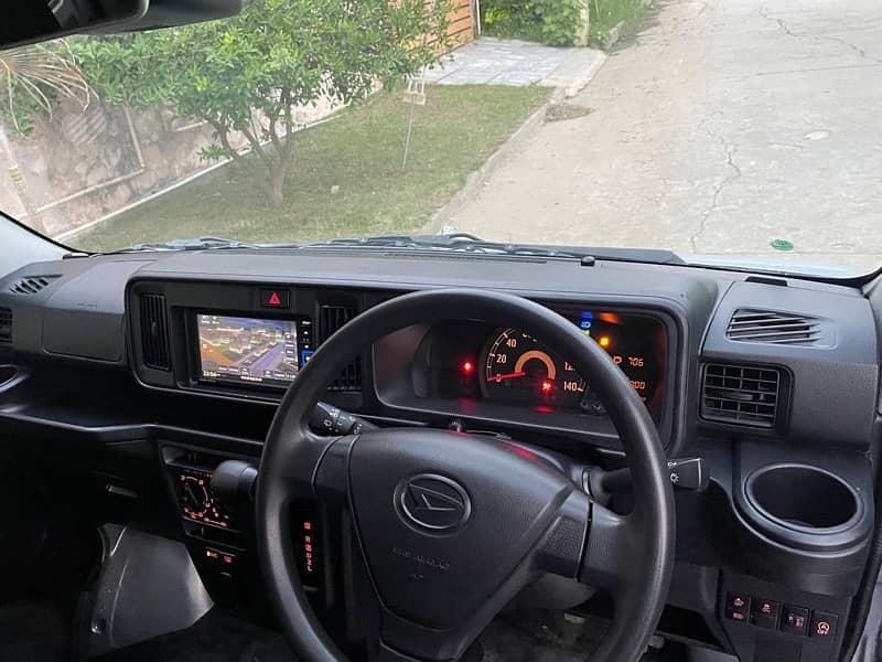 Daihatsu Hijet 2019 5