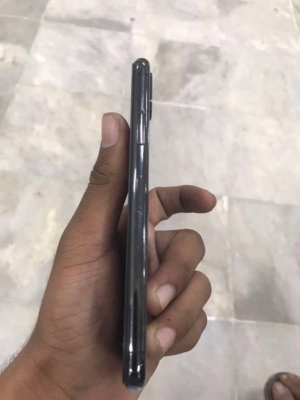 iphone x non pta all ok 10/9 condition koi masla nai hai all ok hai 2